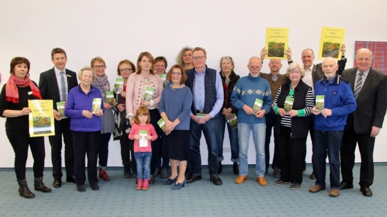 Bei der Präsentation des Projektes "Private Gärten - entdecken und erleben 2017" in Rotenburg - Initiatoren und Unterstützeer