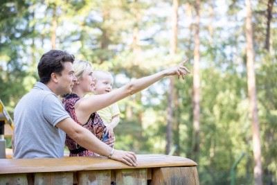 Für Familien und Menschen jeden Alters wird der Baumwipfelpfad den Blick auf die Natur verändern. Foto: Adrian Fohl