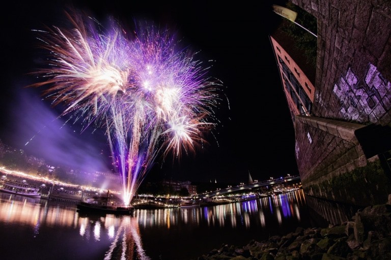 Zu Silvester wird es feierlich in der Weserstadt Bremen. Foto: Jonas Ginter / BTZ Bremer Touristik-Zentrale