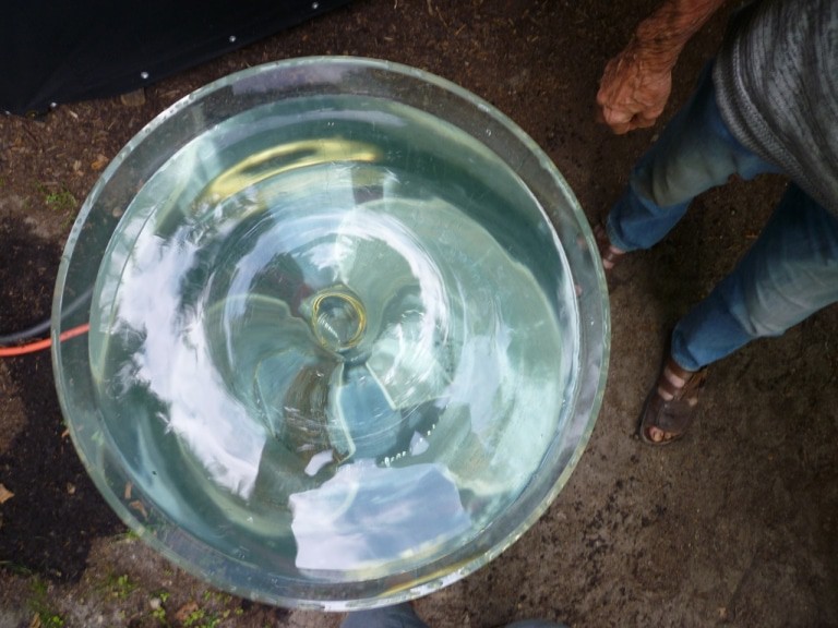 "Wasser in Bewegung": Strudel-Experiment Foto: Barfußpark