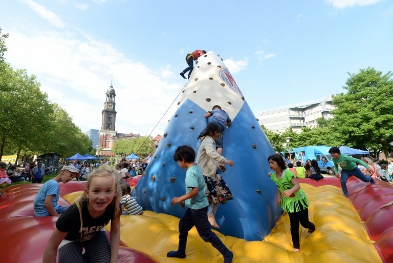 HAFENGEBURTSTAG HAMBURG mit attraktivem Kinderprogramm ©Hamburg Messe und Congress / Hartmut Zielke