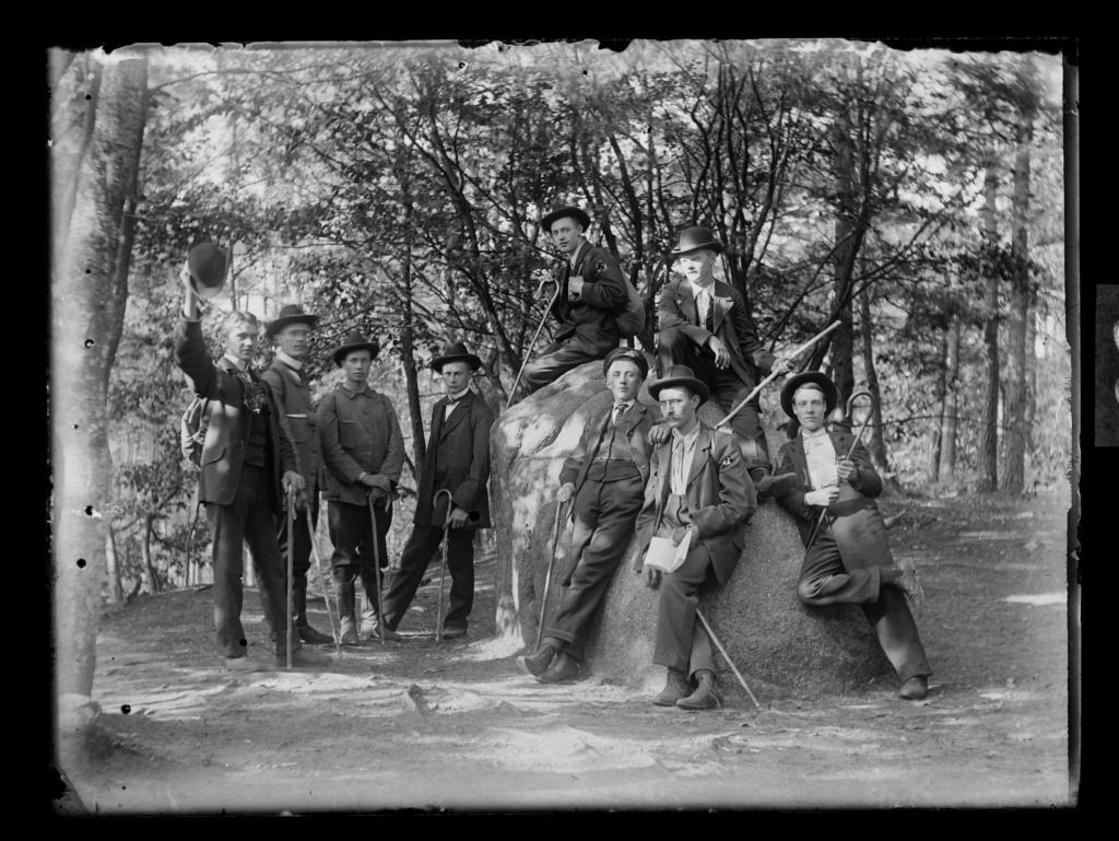 Max Broders, Touristenverein Morgenrot am Karlstein, 1905, Archiv FLMK