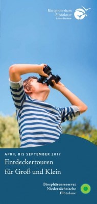 Cover des Flyers "Entdeckertouren" des Biosphaeriums Elbtalaue 2017