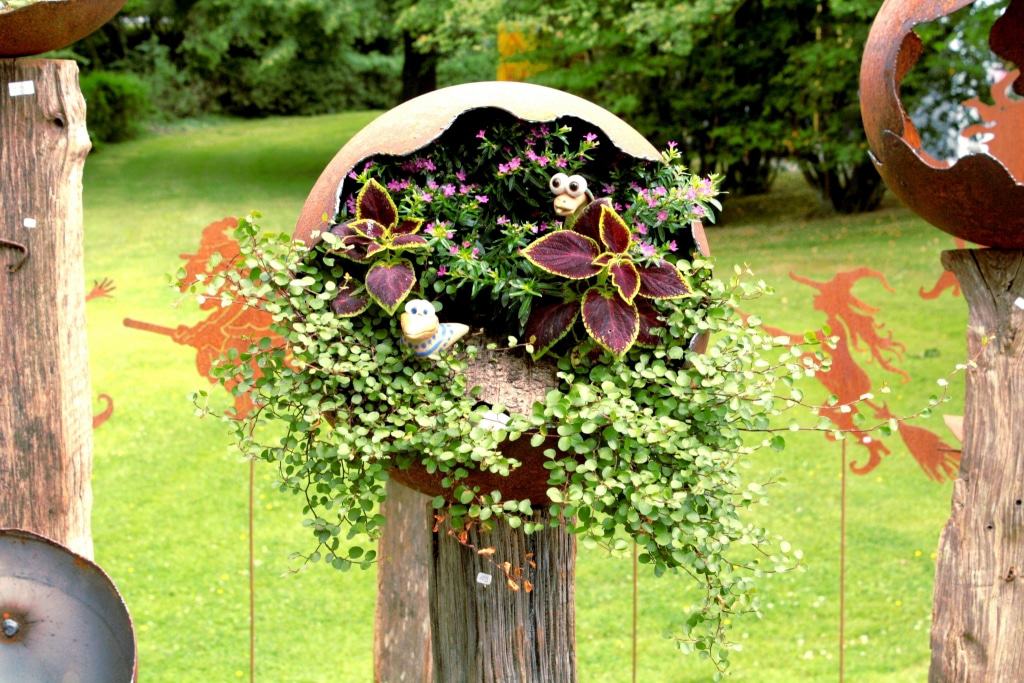Im Angebot: Gartendekorationen, © Bachmann-Museum Bremervörde