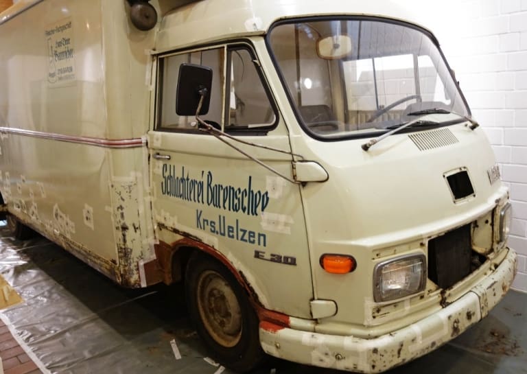 Verkaufswagen der Schlachterei Barenschee aus Barum bis 1989: Hanomag Typ Matador E 1,6 to