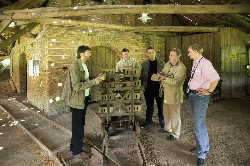 Führung in der historischen Ziegelei Pape in Bevern Foot: R. Lubricht für TouROW