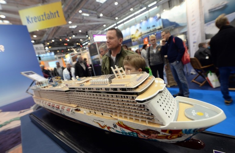 Kreuzfahrtwelt Hamburg macht Landratten zu Seefahrern - Foto: Hamburg Messe und Congress/H. Zielke