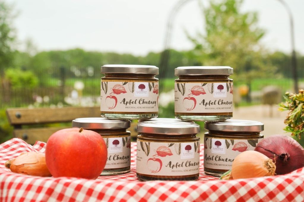 Feiert Premiere auf dem Landmarkt: LandPark Apfel-Chutney aus Äpfeln, frischen Cranberries, Zwiebeln, gelbem Curry, Rosmarin und Vanille.