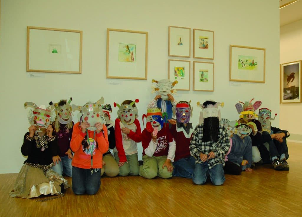 Bei "KUKI – Kultur kinderleicht" können Kinder zwischen sechs und zwölf Jahren in der museumspädagogischen Werkstatt kreativ werkeln. Foto: Bomann Museum Celle