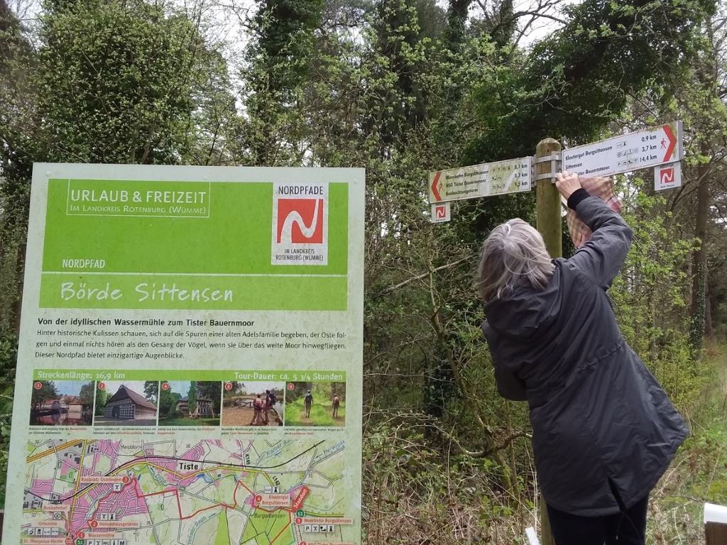 Wegepaten im Einsatz auf dem NORDPFAD Börde Sittensen © TouROW